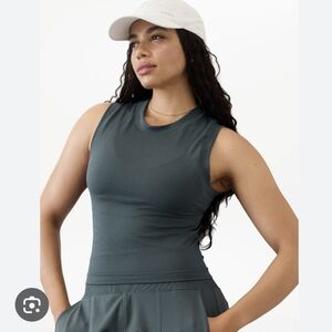 Athleta Renew Seamless Muscle Tank Size M Color Eden